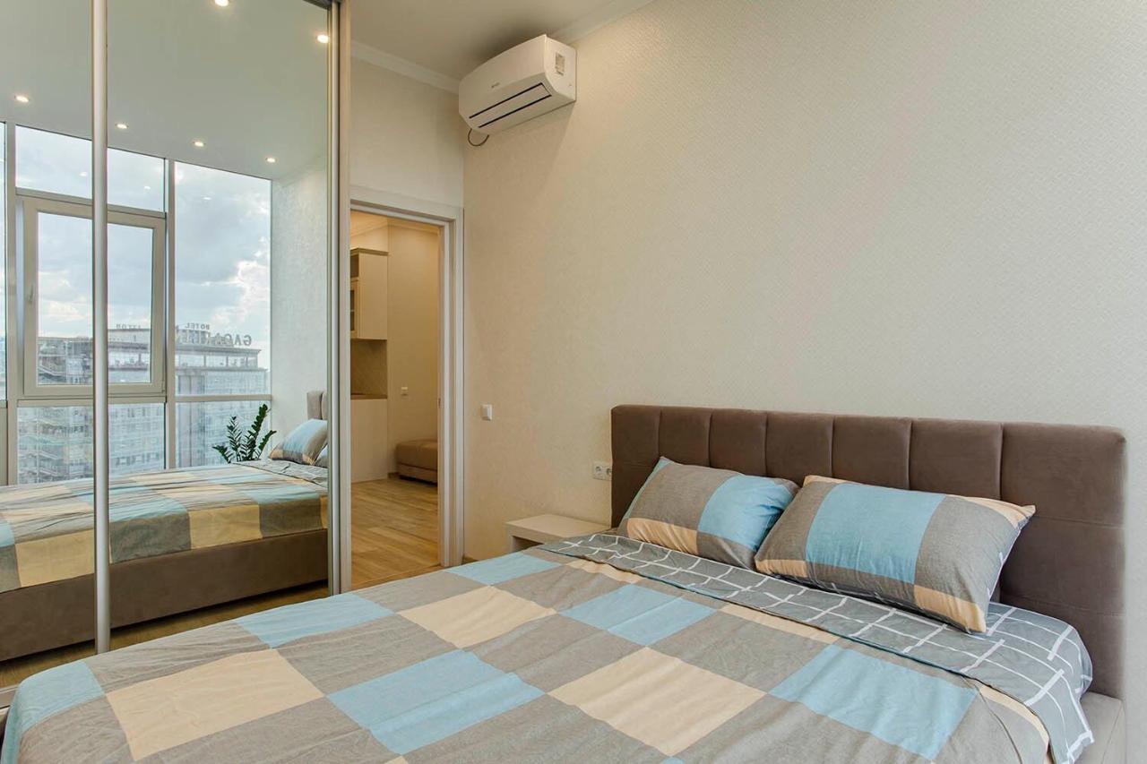 2-Roomed Apartment With Living Room Oldenburg Bagian luar foto
